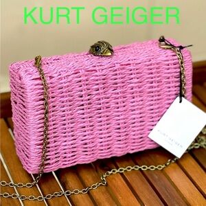 Kurt Geiger London
Kensington Woven Paper Clutch on chain  PINK